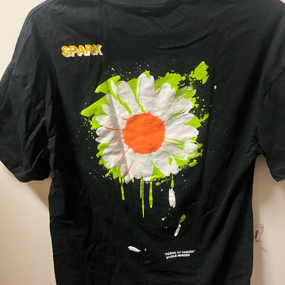 Black graphic tee - Picture 2 of 2